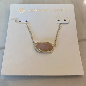 Kendra Scott necklace